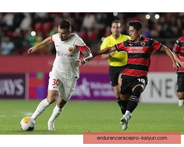 上海海港投资方持续提升球队竞争力，备受关注。