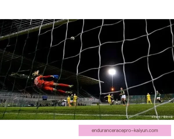 莱奥近期表现稳健，技术分析显示其在进攻端的持续提升引人关注。