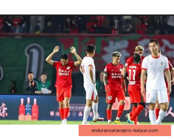 中超赛事更新：联赛进入关键阶段，各队争冠保级形势日趋明朗